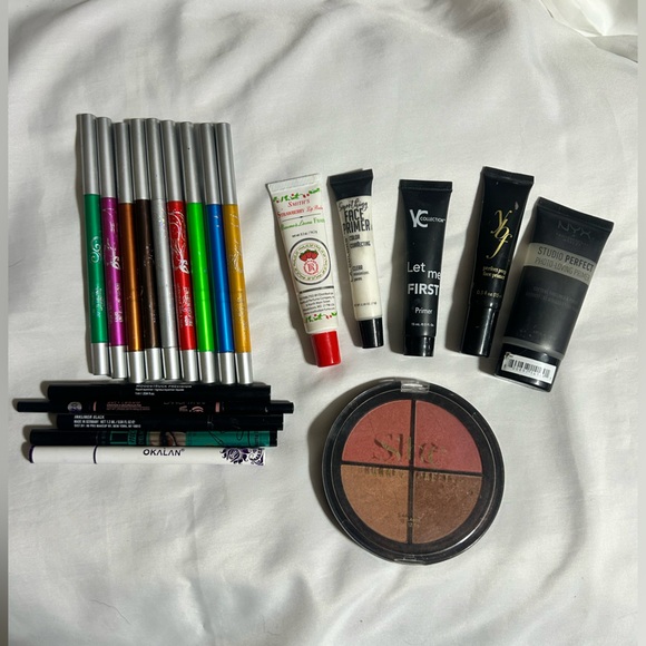 💄 Primers, gloss, eyeliners and blush lot of 20 pieces, various brands - Picture 1 of 5